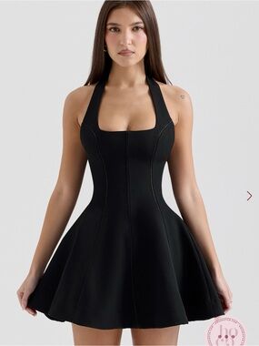 House of cb LOULETTE
Black Halter Neck Bow Mini Dres